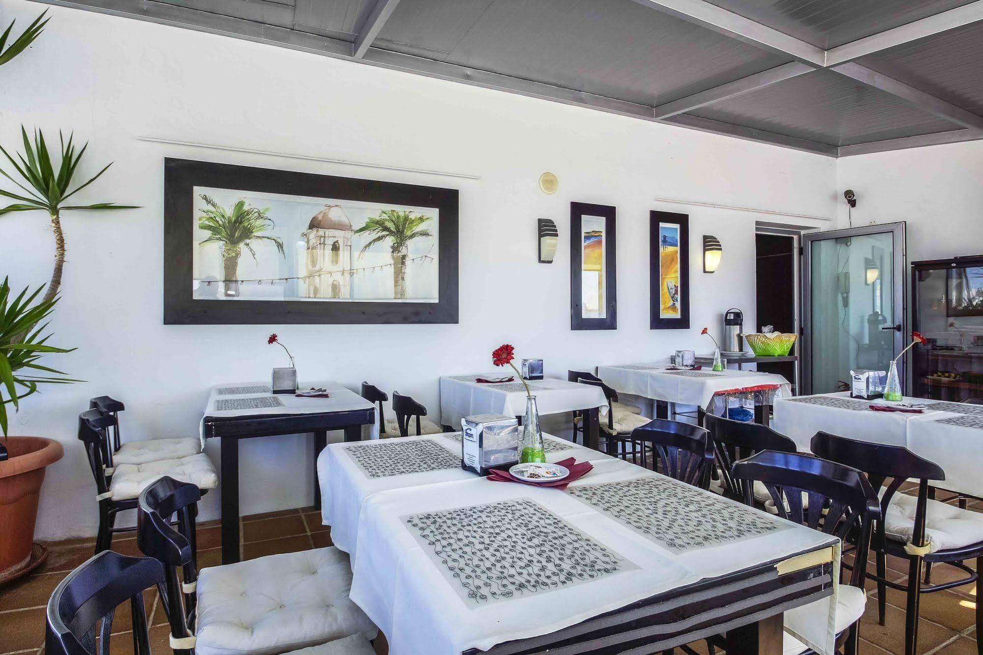 Hostal Campito Conil De La Frontera Εξωτερικό φωτογραφία